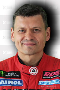 ステファン･アザロフ