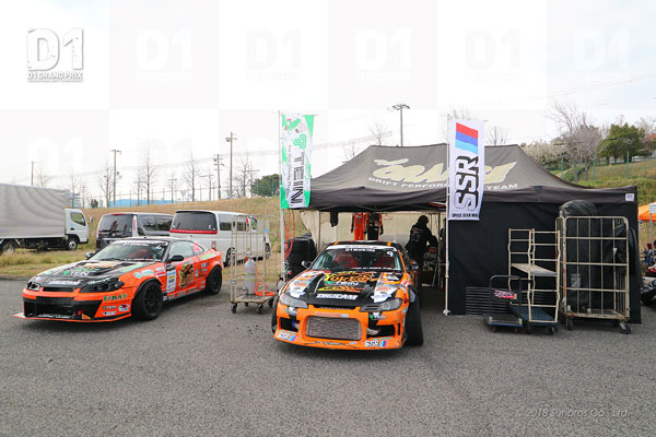 D1 OFFICIAL WEBSITE - Teams & Drivers - Team ORANGE