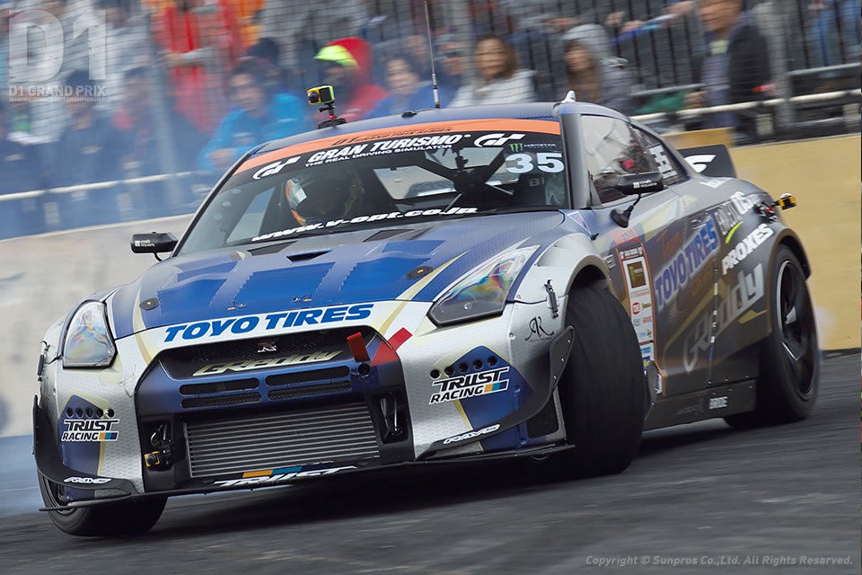 ヨコモYD2 シャーシ　D1GP 川畑真人使用35GTRボディ　ジャイロ付き D1 OFFICIAL WEBSITE - Teams & Drivers - Masato Kawabata