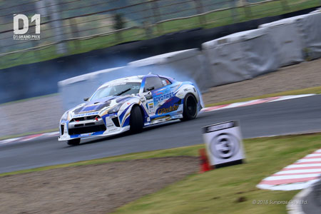ヨコモYD2 シャーシ　D1GP 川畑真人使用35GTRボディ　ジャイロ付き D1 OFFICIAL WEBSITE - Teams & Drivers - Masato Kawabata