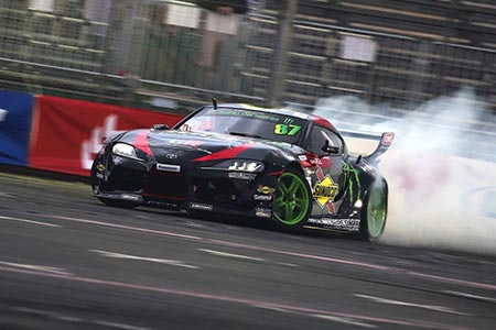 斎藤ダイゴが駆るD1GP用の新型GRスープラ開発現場に潜入